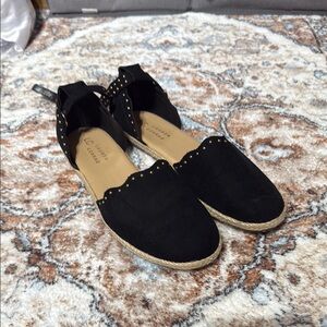 LC Lauren Conrad Black Flats with Bow and Crochet Design